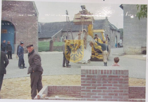 016 SCHEULDER plaatsing beeld 1968