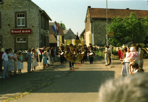 Processie Elkenrade 001 - 1991