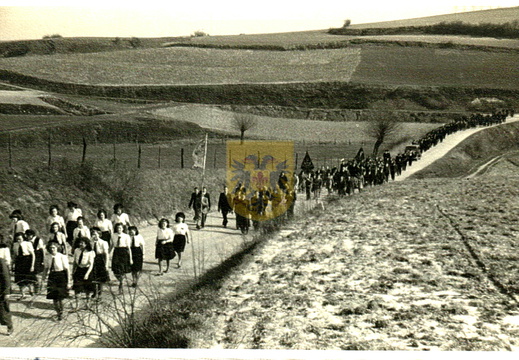 Processie Elkenrade 000 - Pater  franssen 1948