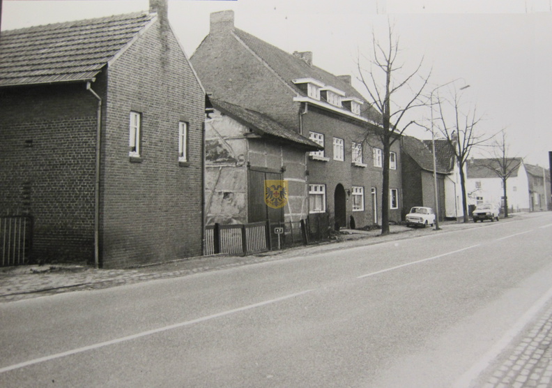 ETENAKEN_ortmans._meessen_1976.JPG
