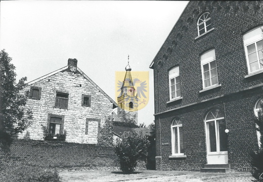 016
