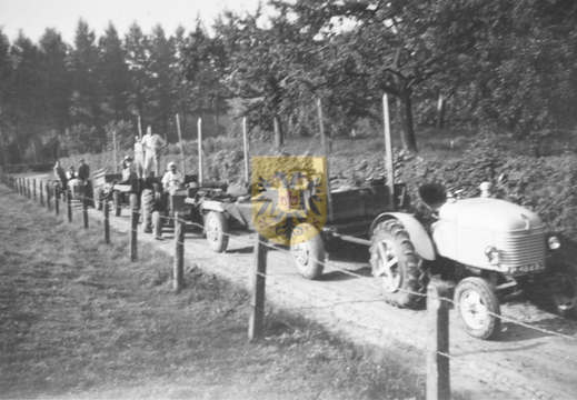 KASTEELHOEVE CARTILS 025 - oogsttijd 1949