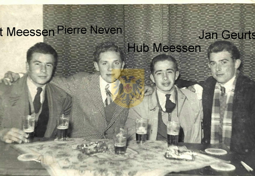ELKENRADE PERSONEN 010 - tekst